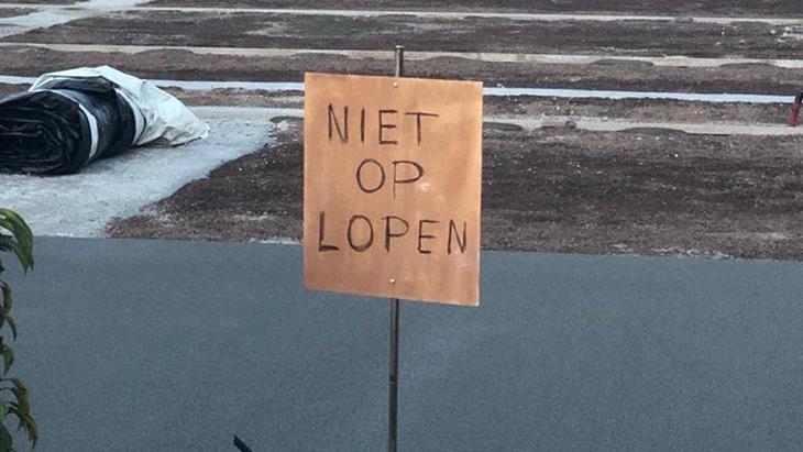 Kroporvloer-niet op lopen.jpg