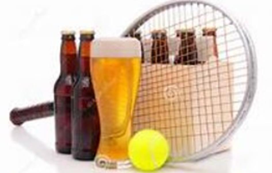 racket met bier.jpg