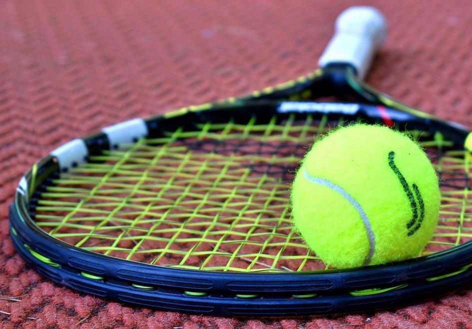 tennis-3552164_1920.jpg