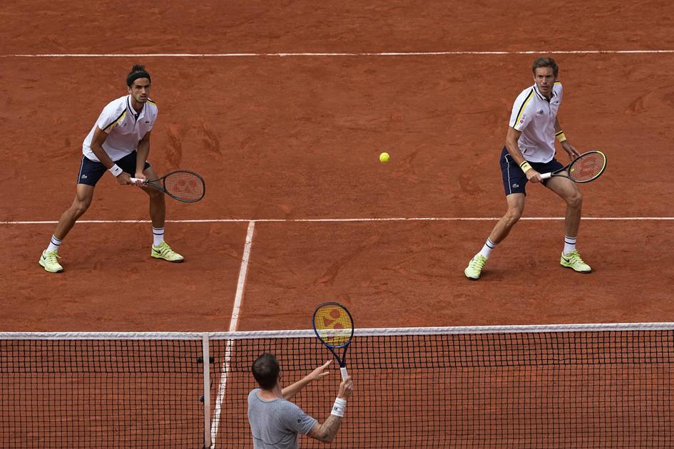 tennis-mens-doubles.jpg