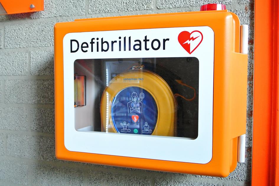 defibrillator-gc72e1d459_1920.jpg