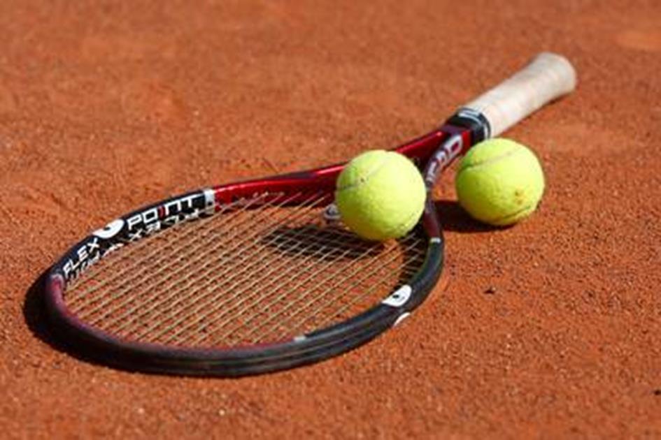 tennisracket.jpeg