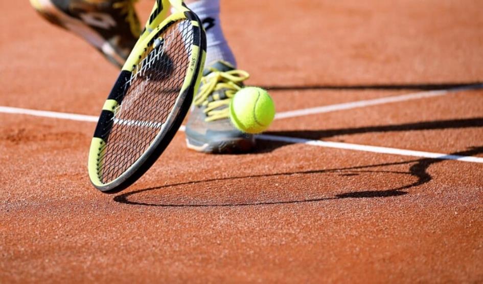 tennis - T.C. witteschare.jpg